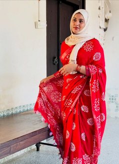 Lallu - escort in Abu Dhabi Photo 1 of 4