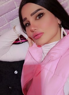 Lamar - Transsexual escort agency in Beirut Photo 4 of 14