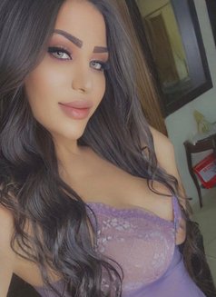 Lamar Saab - Transsexual escort in Beirut Photo 3 of 10