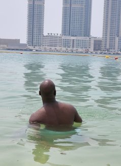 Lame - Male escort in Dubai Photo 2 of 3