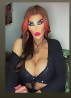 Lameeta - Transsexual escort in Beirut Photo 2 of 25