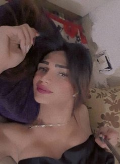 Lamis - Acompañantes transexual in Damascus Photo 2 of 7