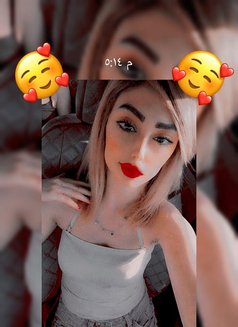 Lamis - puta in Erbil Photo 2 of 3