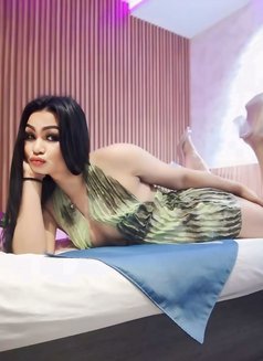 Lamon Ladyboy Thailand - masseuse in Abu Dhabi Photo 7 of 8