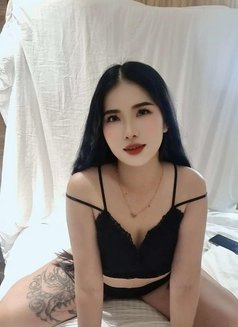 Lana Amber - escort agency in Doha Photo 3 of 16