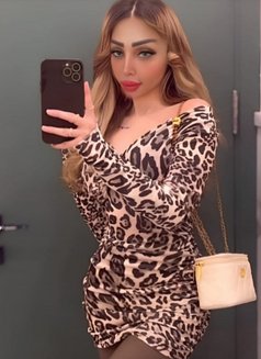 Lana - escort in Amman Photo 6 of 6