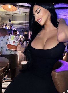 LANA COLOMBIAN Hot - escort in Dubai Photo 16 of 27
