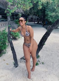 Lana - escort in Mumbai Photo 3 of 9