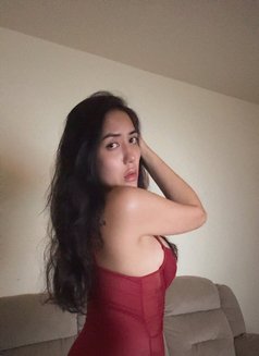 Lana - Transsexual escort agency in Abu Dhabi Photo 3 of 4
