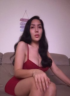 Lana - Transsexual escort agency in Abu Dhabi Photo 4 of 4