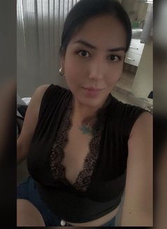 Lana - Transsexual escort agency in Abu Dhabi Photo 1 of 4