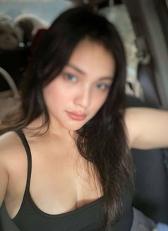 Lana - puta in Makati City Photo 8 of 8