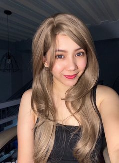 LANA - escort in Singapore Photo 25 of 25