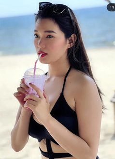 Dionne (newest in town) - escort in Hong Kong Photo 1 of 6