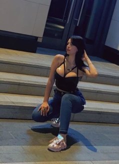 Lana - escort in Dubai Photo 4 of 4