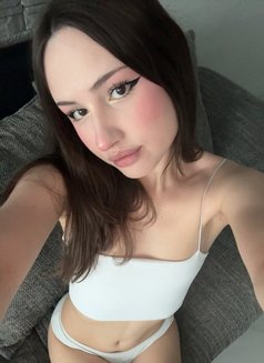 Lana - Acompañantes transexual in Dubai Photo 4 of 8