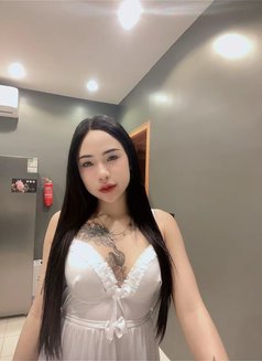 Lana - escort in Riyadh Photo 1 of 5