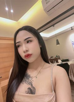 Lana - escort in Riyadh Photo 3 of 5