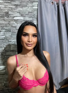 Lana28 - Transsexual escort in Phuket Photo 29 of 29