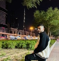 Male Escort for Singles, couples - Male escort in Dubai Photo 6 of 11