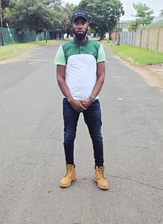 Lance Sf - Male escort in Johannesburg Photo 4 of 4