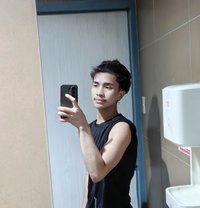 Lancekyl - Male escort in Manila