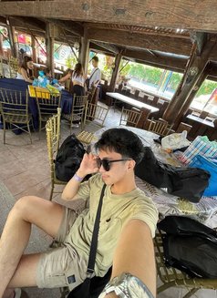 Lancekyl - Male escort in Manila Photo 13 of 14
