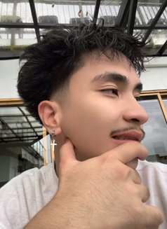 Lancekyl - Male escort in Manila Photo 1 of 23