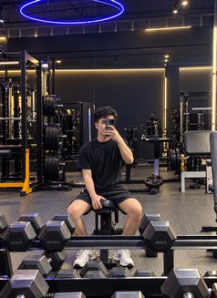 Lancekyl - Male escort in Manila Photo 19 of 23