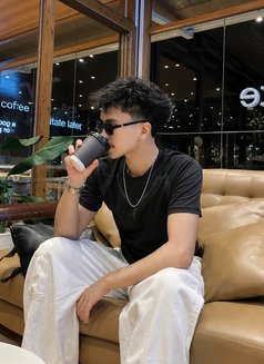 Lancekyl - Male escort in Manila Photo 20 of 23