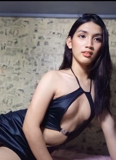 Lane Kelsey - Transsexual escort in Makati City Photo 1 of 7
