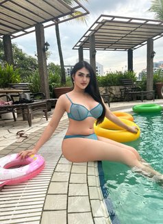 Laniar Big Dick 7.5 inch (New here) - Acompañantes transexual in Jeddah Photo 12 of 18