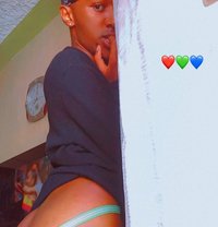 Lanka - Male escort in Nairobi