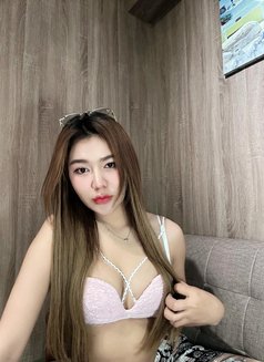 Lanlan Jessica at Marina - escort in Dubai Photo 7 of 9