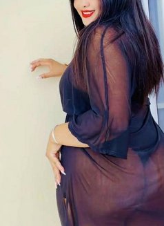 Lannah - escort in Mauritius Photo 1 of 3