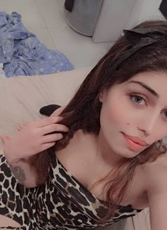 Lara - puta in Beirut Photo 5 of 5