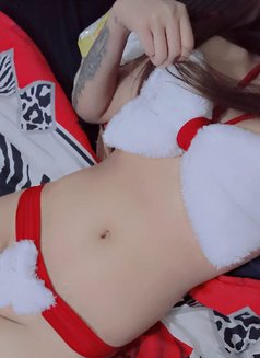 Lara - escort in Beirut Photo 8 of 9