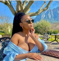 Lara - puta in Visakhapatnam