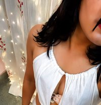 Lara - Transsexual escort in Bangalore