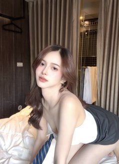 Lara - escort in Hong Kong Photo 18 of 30