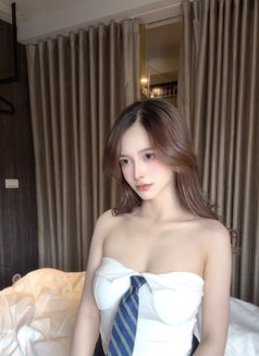 Lara - escort in Hong Kong Photo 19 of 30
