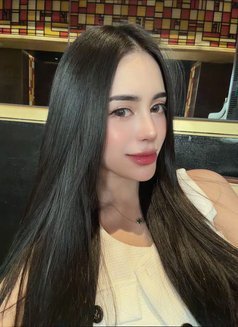 Lara - escort in Taipei Photo 1 of 20