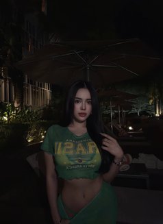 Lara - escort in Taipei Photo 7 of 20