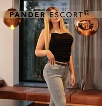 Lara - escort in Augsburg