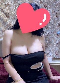 Lara - Masajista in Erbil Photo 4 of 5