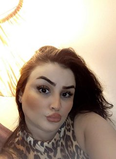 Lara - escort in Amman Photo 2 of 3