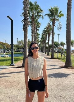 Lara - escort in Khobar Photo 2 of 9