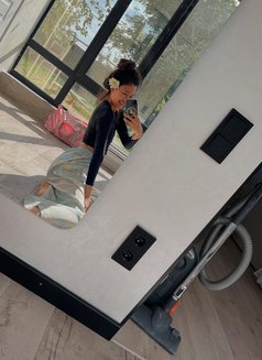 Lara - escort in Khobar Photo 7 of 9