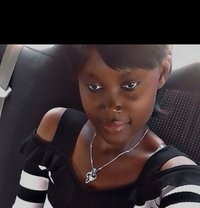 Lara - puta in Mombasa