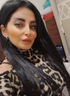 Lara - escort in Beirut Photo 1 of 8